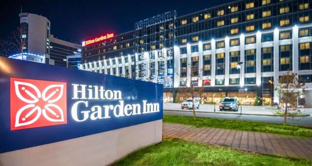 Отель Hilton Garden Inn Astana Нур-Султан-41